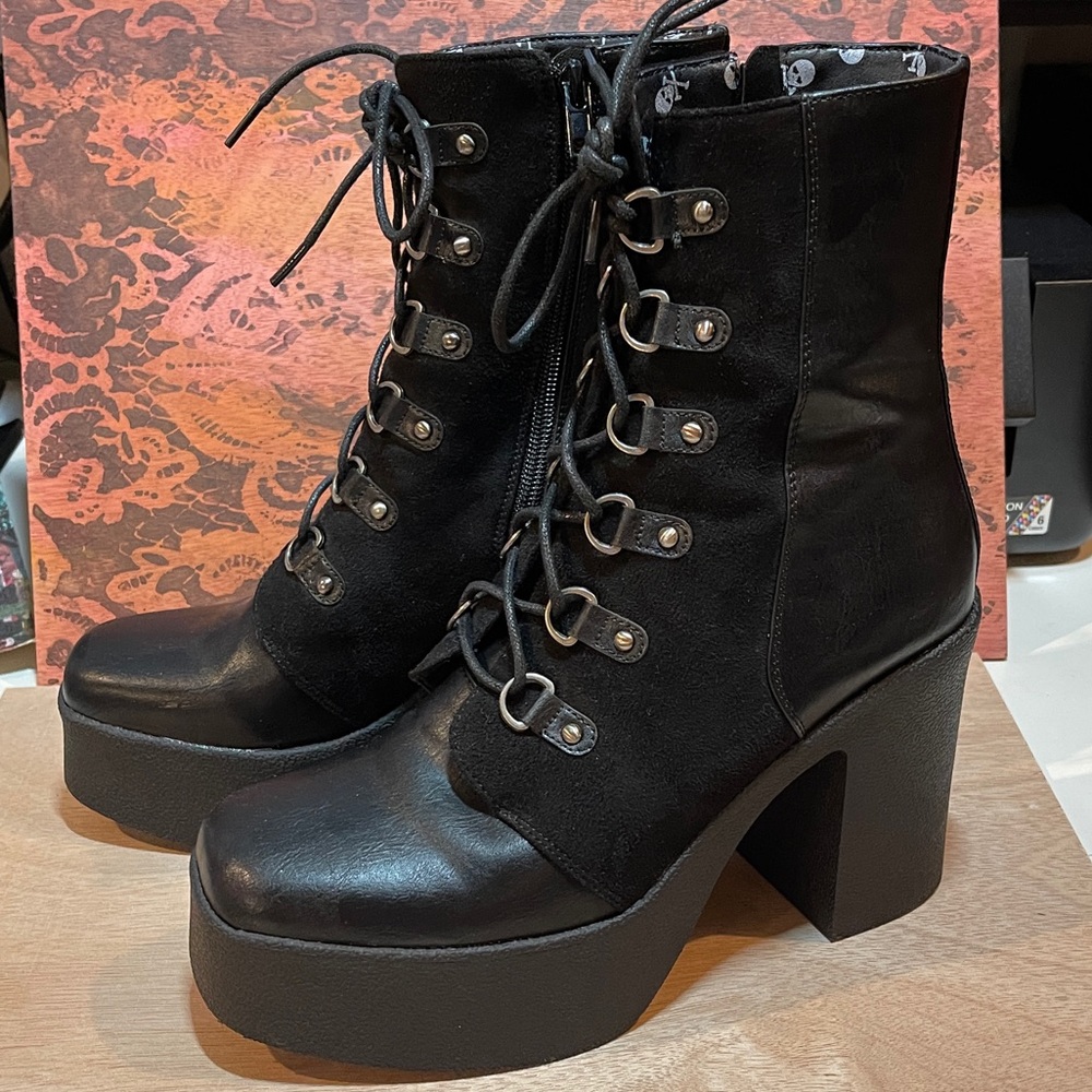 Lamoda boots